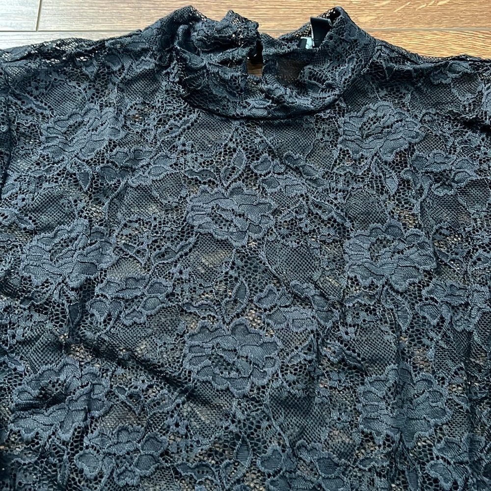 NWOT Lane Bryant Long Sleeve Mock Neck Lace/Mesh Top 18/20